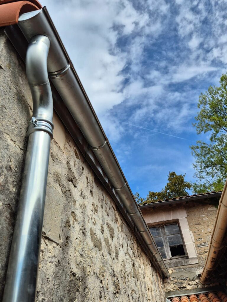 Zinguerie proche d'Angoulême en Charente, Croisé Bâtiment